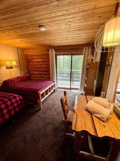 Anglemont Inn - 2