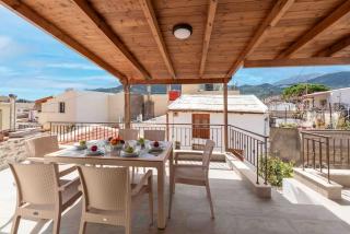 Luxury Limnes Village House - 9