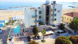 Hotel Caesar Paladium - Rímini - 0