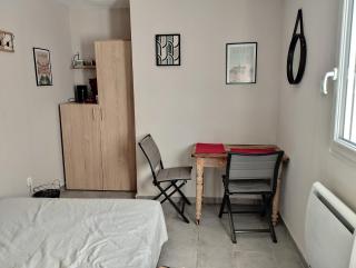 chambre avec un accès indépendant et salle de bain et toilette privatifs - Marquette-lès-Lille - 4
