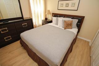 Gorgeous 4 Bed Home In Gated Community! villa - 2