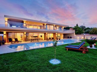Afionas Aethereum Luxury Villa Concept by DadoVillas - 9