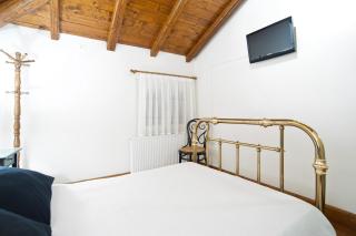 Cozy Attic Suite - Elia Apartments Chrisso - Delfi - 6