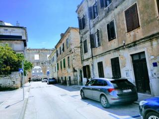 Pula Center Colosseum Apartments - Pula - 4