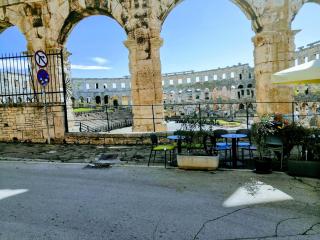 Pula Center Colosseum Apartments - 2