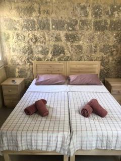Double heated pools, free AC - Nadur - 5