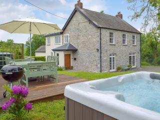 Tan Y Castell - Lampeter-Velfrey - 0