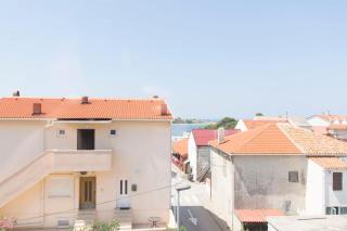 Apartments and Room Central Position - Novalja - 9