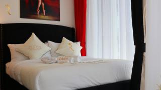 Valentina Studio Transit Apartment in Masdar City - Abu Dhabi - 2