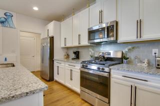 Ocean View Home with Beach Shuttle, 5 Mi to Coast! - 1