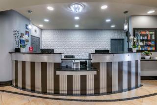 Best Western Plus Bradenton Gateway Hotel - Bradenton - 1