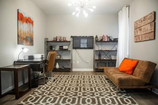 Thematic House w Private PoolPSAGame Room - 2