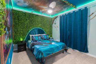 Home with Private PoolGame RoomClubhouse - 0