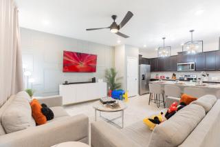 Beautiful home at Windsor IslandPool - Davenport - 2