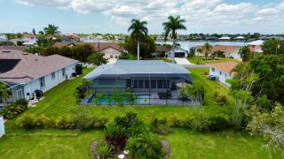 Family Fun-Prime Location Heated Pool Sleeps10 Villa - Cape Coral - 7