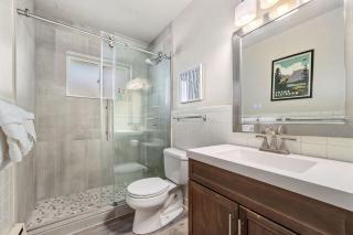 Stylish Condo in the Heart of Old Town - 7