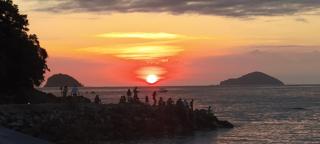 Suíte 2 beliches, cozinha e quintal compartilhados - São Sebastião - 0