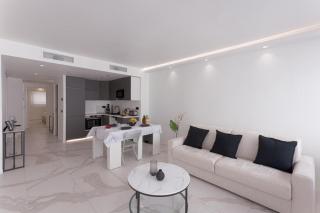 Lunique Maubourg - Next Hôtel Martinez - terrasse - Cannes - 2