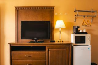 Faulds Motel - Sarnia - 2