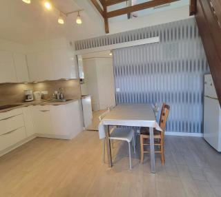 Beautiful T3 with balcony - near beach - Fréjus - 7
