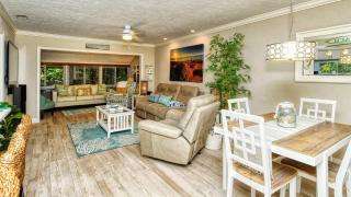 1160 PD Your Garden Retreat Awaits - Sarasota - 0