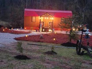 Lazy Bear Retreat by the Creek - 5