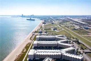 The Sandbar Stay - North Beach Waterfront Condo - 8