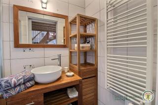 Au bord du ruisseau - Saint-Quay-Perros - 1