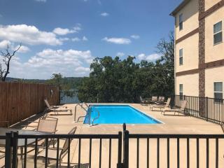 Lakefront and Lake View Indian Point Condo with Boat Slip - Branson - 8