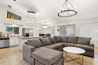 Scottsdale Upgraded 4BR with Pool & Near Golf - Scottsdale - 5