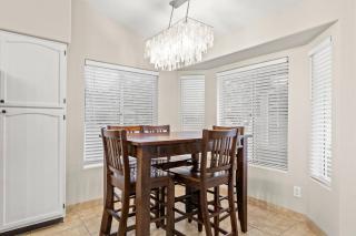 Scottsdale Upgraded 4BR with Pool & Near Golf - Scottsdale - 1