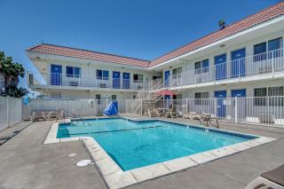 Motel 6-Stockton, CA - Charter Way West - Stockton - 8