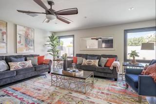 Colorful Desert Hideaway - Heated Pool & BBQ - Scottsdale - 3