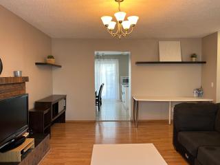 Gorgeous Single house (2-bed room) - Calgary - 9