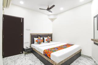FabExpress SR Royale - Nr Sealdah Station - Calcutta - 6