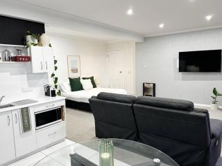 Sheer Pleasure Accommodation - Smithton - 3