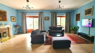 Exclusive 230m2 Apt with Terrace and Panoramic Balcony - 0