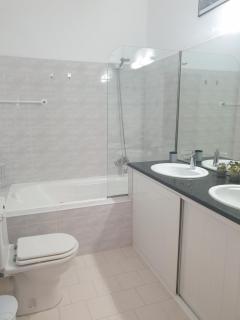 Great View City Appartment - Agios Rokkos - 3