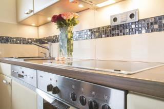 Golden GaPa Central Apartment 4 - 6