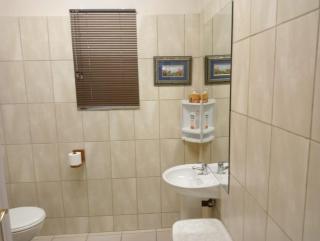 Blyde River Studio Units - bottom unit - Hoedspruit - 3
