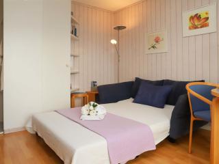 Apartment Monique Nr- 9 by Interhome - Gstaad - 3