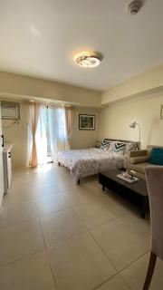 Condo Unit near Ayala Serin Mall - Tagaytay - 9