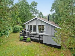 Holiday Home Anne - 150m from the sea by Interhome - 4