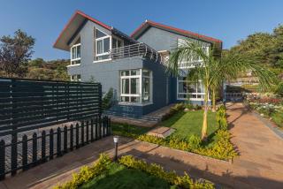 SaffronStays Caramelo - a private heated swimming pool villa with Jacuzzi nestled amidst beautiful landscaping and gardens in Lavasa - 9