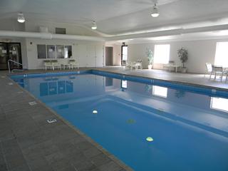 Boarders Inn & Suites by Cobblestone Hotels - Munising - Wetmore - 2
