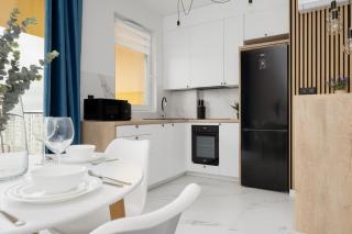 Stylish Apartments with Parking by Noclegi Renters - Varsavia - 1