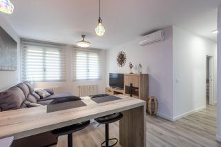 Dreaming Trinidad - free parking - 6