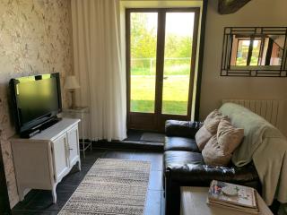 Charming 1-Bed Cottage in Ceauce - Céaucé - 1