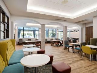 Hampton Inn Deerfield Beach - 5