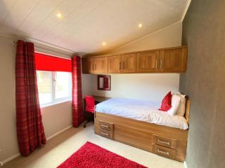 Benarty 11 with Private Hot Tub - Fife - Loch Leven - Lomond Hills - Pet Friendly - 4